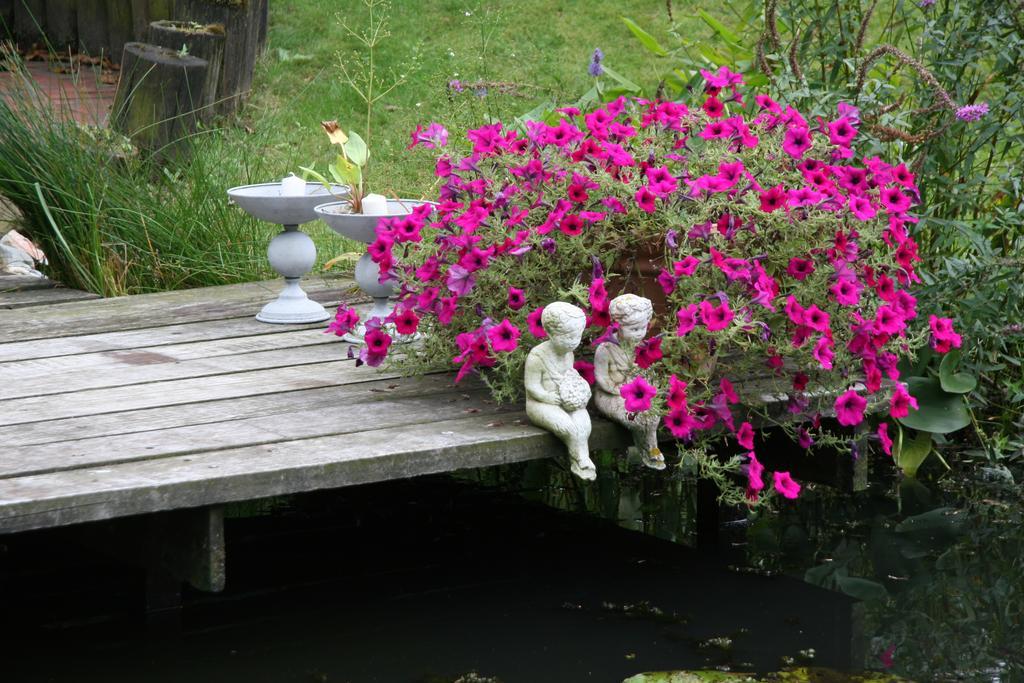 B&B Ut Bosbeekhuuske Tegelen Esterno foto